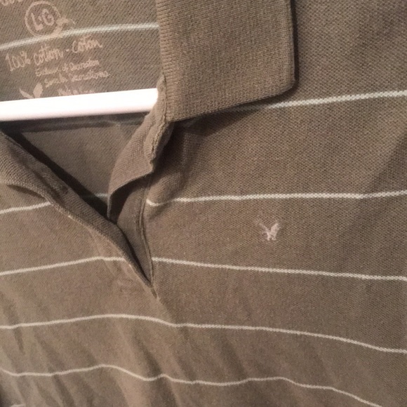 American Eagle Olive Striped Woman’s Polo great condition and material! - Picture 4 of 4
